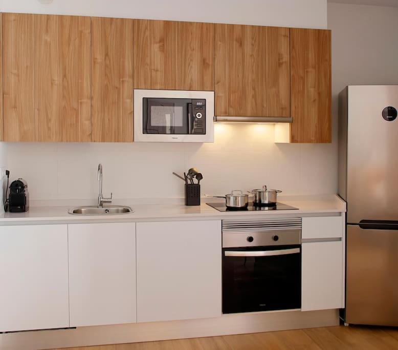 Apartamentos Aptio Oviedo Zewnętrze zdjęcie