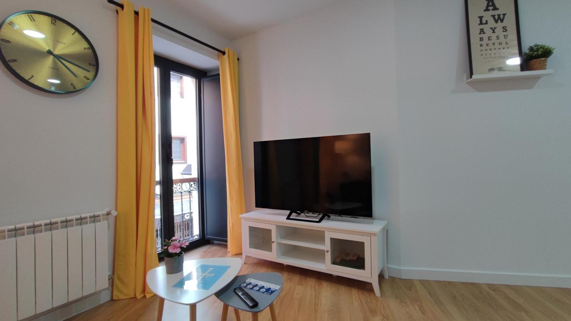 Apartamentos Aptio Oviedo Zewnętrze zdjęcie