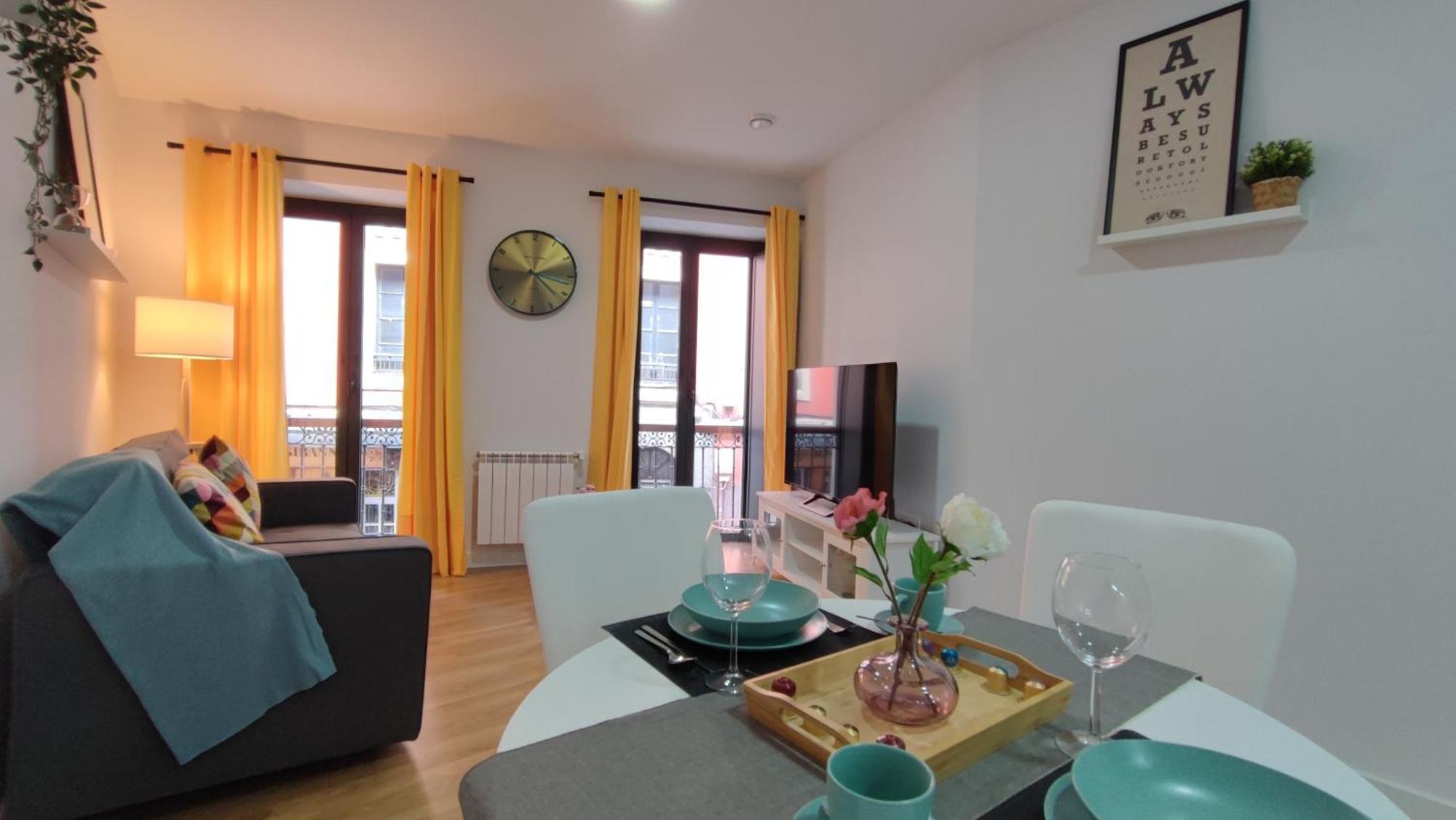 Apartamentos Aptio Oviedo Zewnętrze zdjęcie