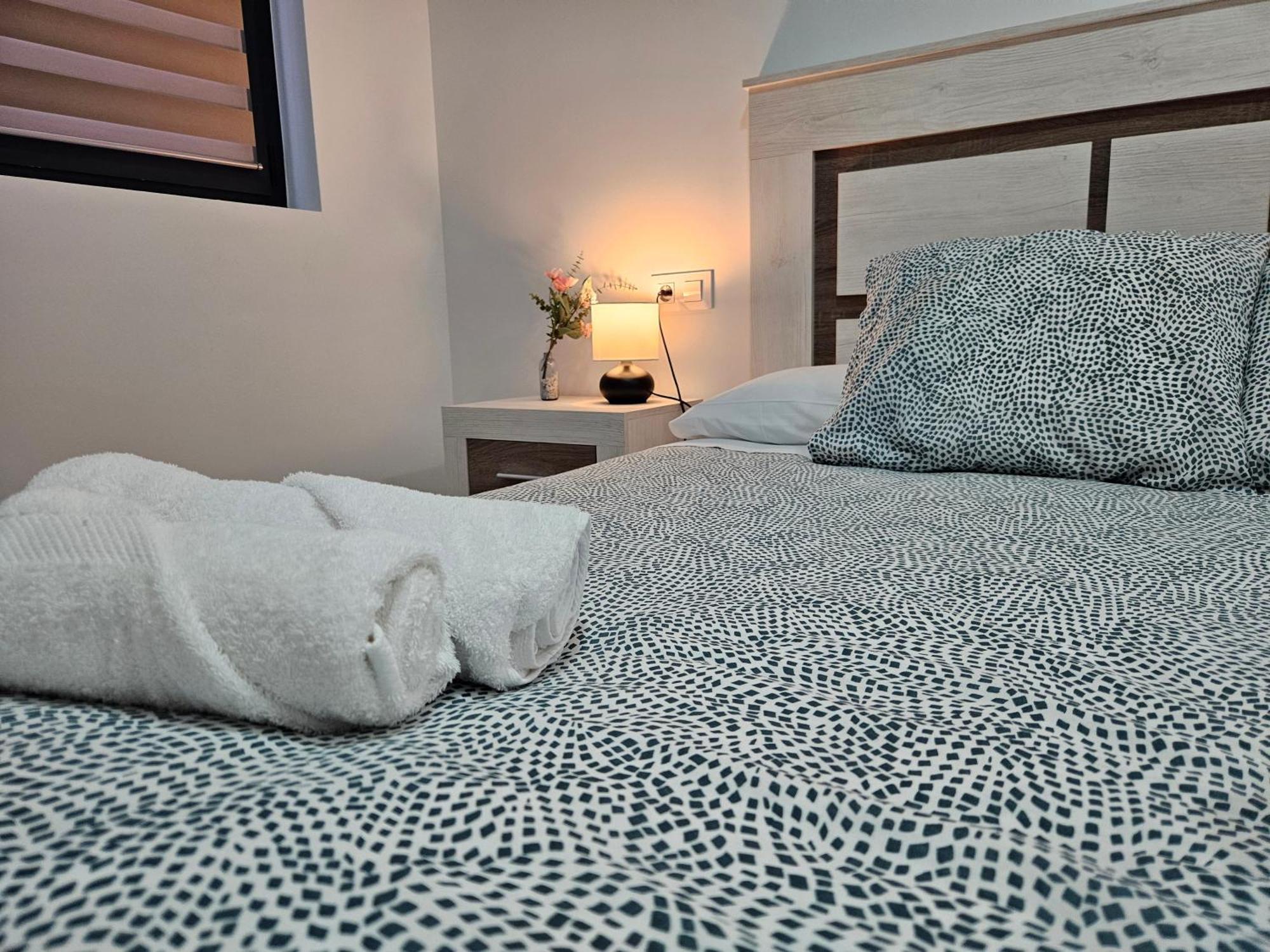 Apartamentos Aptio Oviedo Zewnętrze zdjęcie